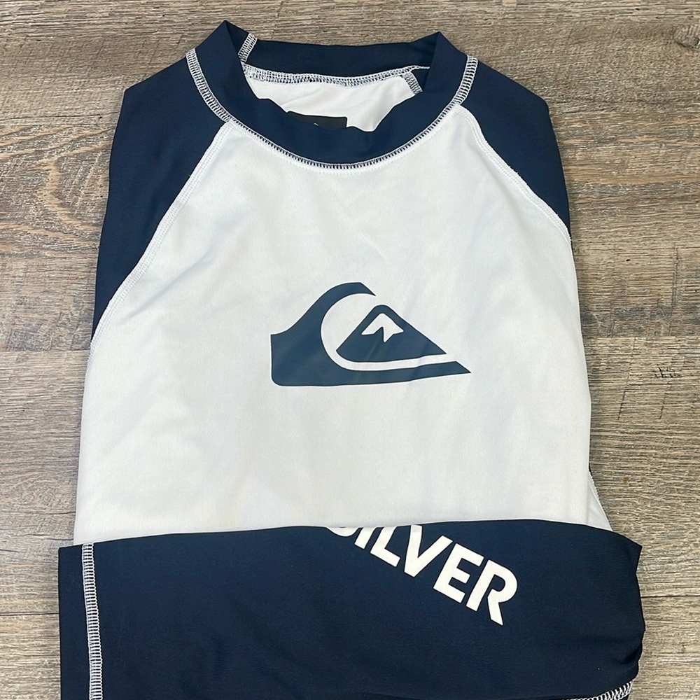 Quiksilver Navy and White Rash-guard Surf Shirt XXL